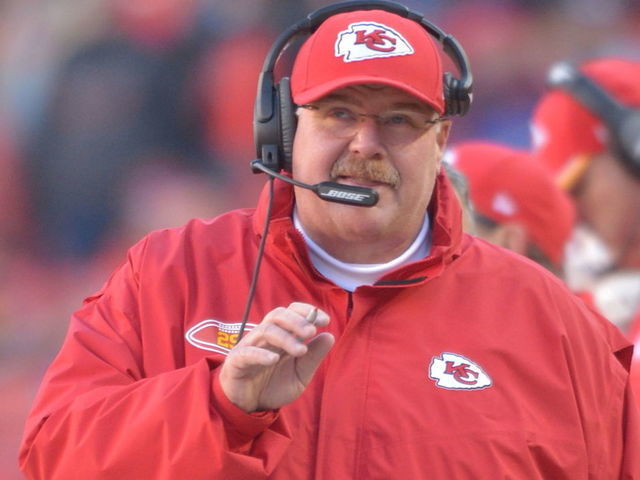 Andy Reid offers get-out-of-work notes for Chiefs fans | theScore.com