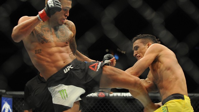 White: Pettis is 'too old' to make featherweight limit