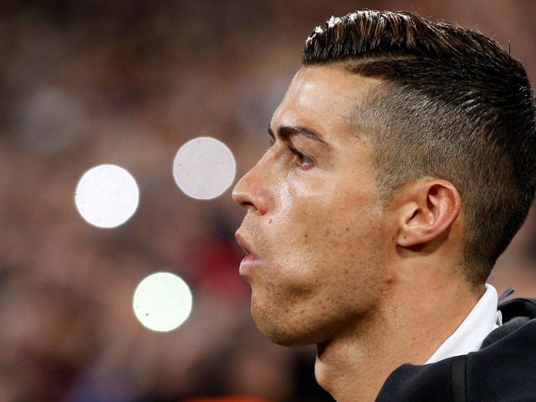 Cristiano Ronaldo Hairstyle - YouTube