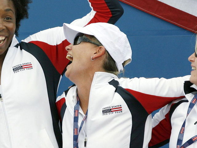 Kathy Rinaldi succeeds Fernandez as U.S. Fed Cup captain