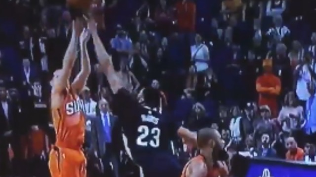 Davis deflects Booker's 3-point attempt to preserve Pelicans win