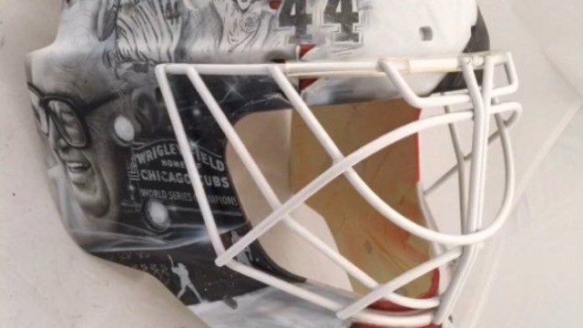 Blackhawks' Darling reveals Cubs-themed mask