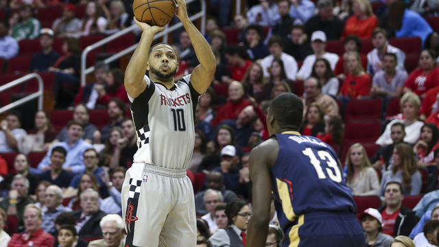 Rockets nail NBA-record 24 three-pointers vs. Pelicans