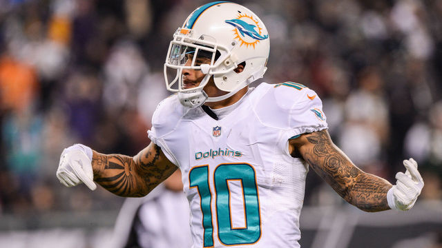 Dolphins' Stills plays Nas at locker after Jay-Z practice playlist