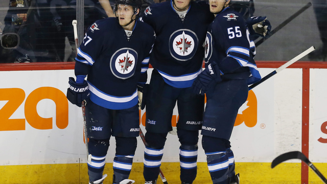 Watch: Laine bangs home one-timer from Scheifele for 18th goal