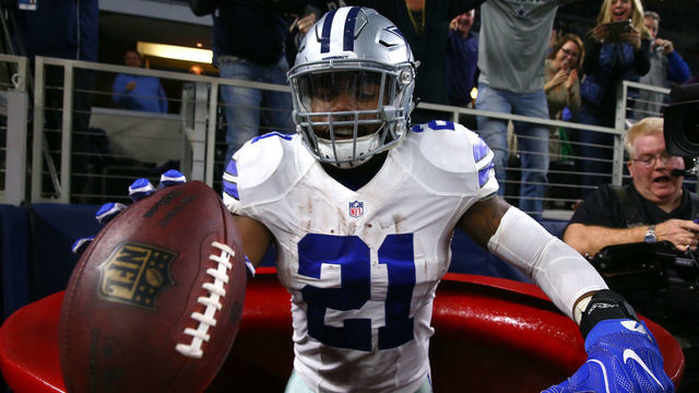 Cowboys' Elliott teases another Salvation Army red kettle jump