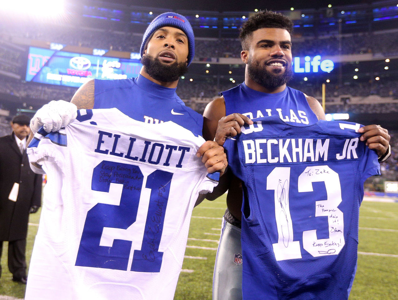 No fine, but Ezekiel Elliott to aid Salvation Army