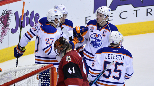Christmas miracle: Oilers finally beat Coyotes