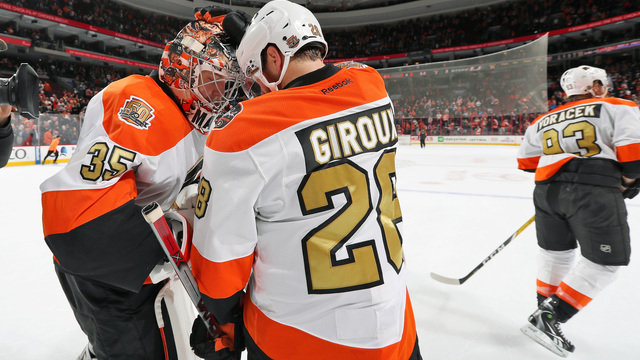 Giroux's foolproof sign Mason is playing well: 'He stops the puck'