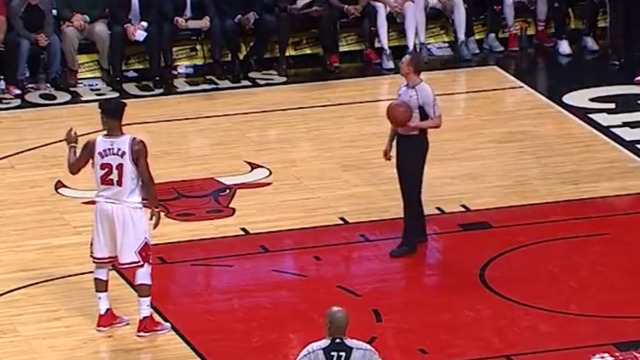 Jimmy Butler yells at scorers' table to turn music down