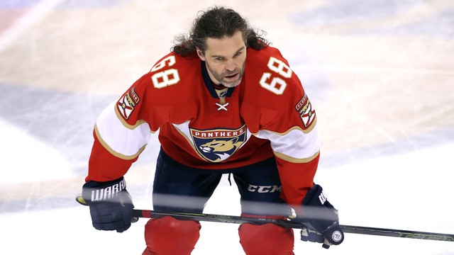 Report: Flames working on immigration issues with Jagr
