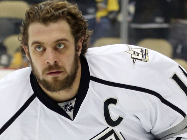 Kopitar becomes 6th King to reach 700 points