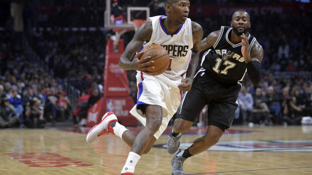 Watch: Spurs' Simmons gets block of the year with chasedown on Crawford