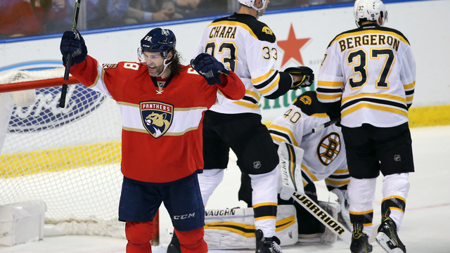 Watch: NHL legends, peers congratulate Jagr on eclipsing Messier