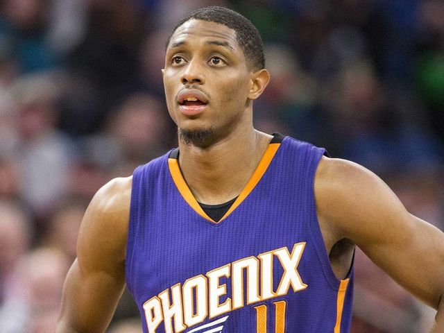 Report: Rockets' Knight out indefinitely after left knee surgery