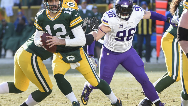 Rodgers suffered stinger in win over Vikings