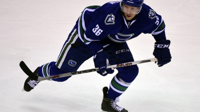 Hansen a late scratch for Canucks as trade deadline inches closer