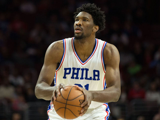 Joel Embiid out indefinitely with swollen knee