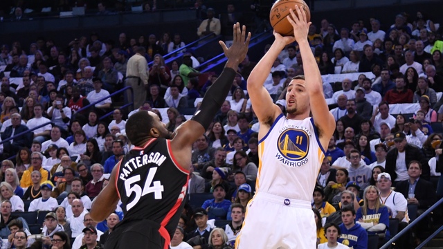Warriors pulverize Raptors with offensive onslaught in 1st quarter