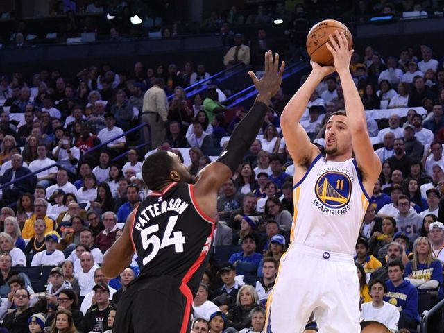 Warriors pulverize Raptors with offensive onslaught in 1st quarter