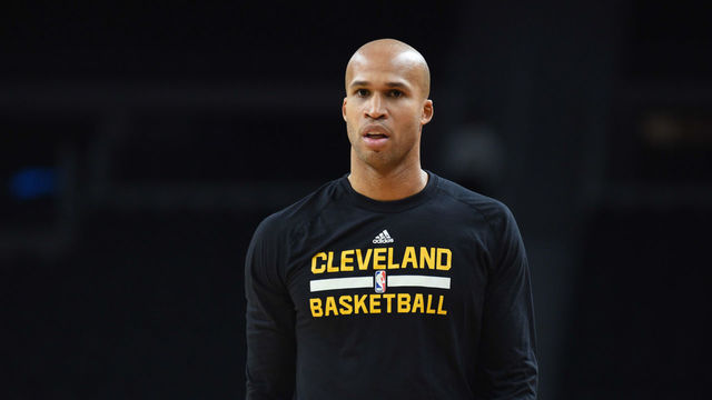 Cavaliers' Jefferson mulling retirement again