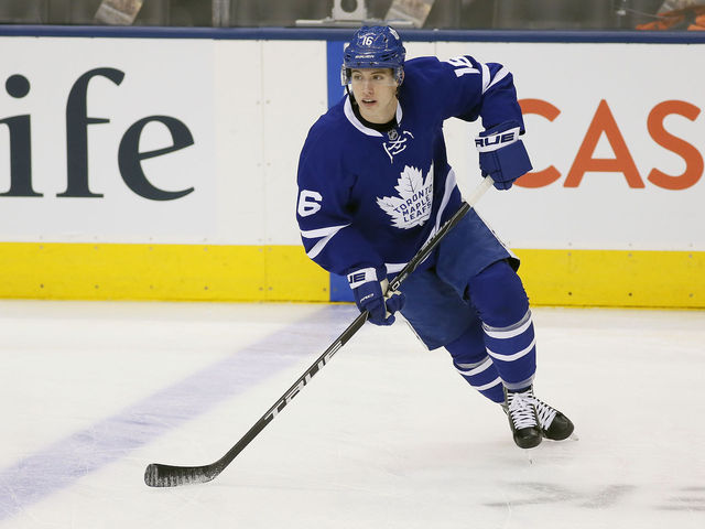 Watch: Marner does it again, circles zone then sets up Van Riemsdyk