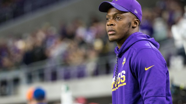 Look: Bridgewater posts photos of brace-free workout