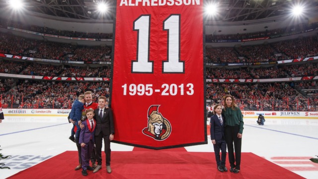 Senators raise Alfredsson's No. 11 to rafters