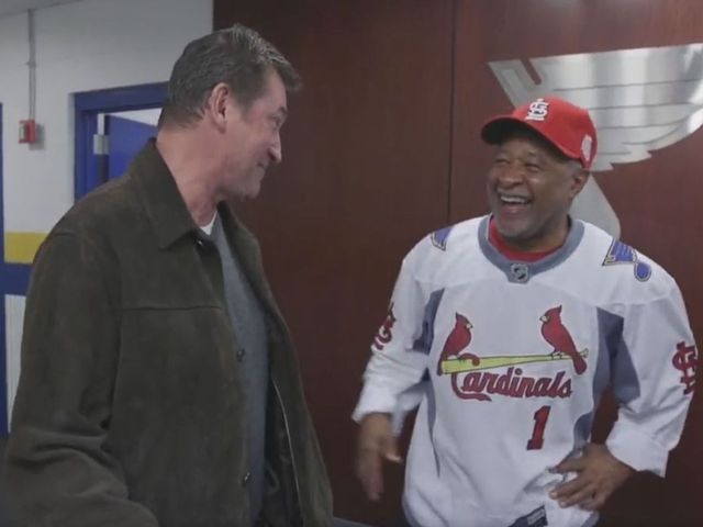 Ozzie Smith meets 'The Great One' Wayne Gretzky
