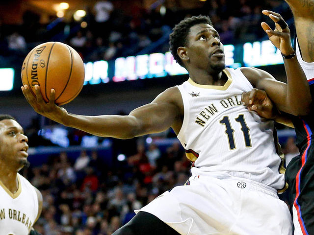 Report: Jrue Holiday considering deal with Pacers
