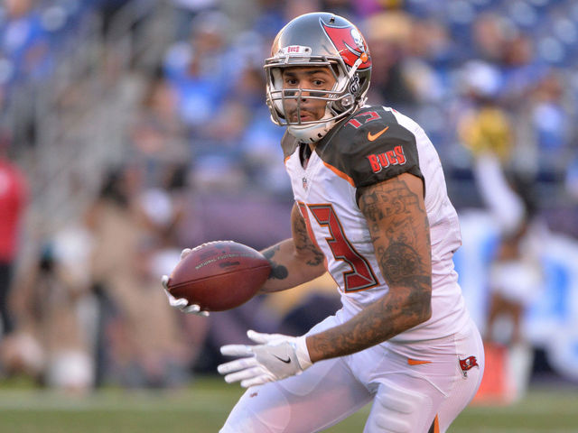 Buccaneers' Evans suspended 1 game for hit on Saints' Lattimore