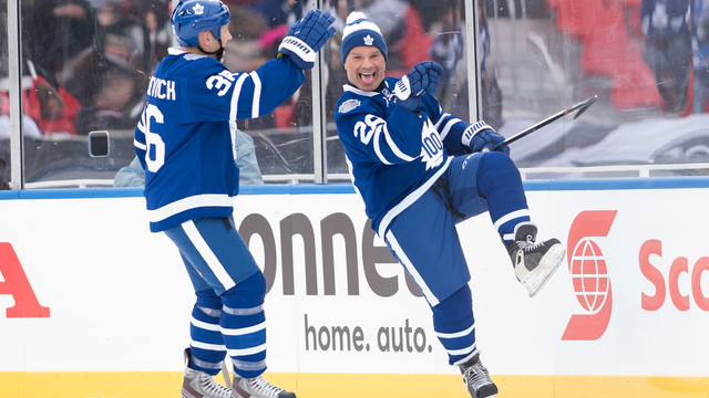 Watch: Tie Domi ties score at alumni showdown