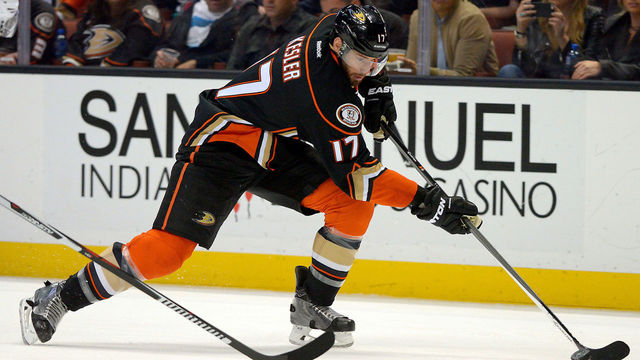 Kesler to make season debut vs. Golden Knights