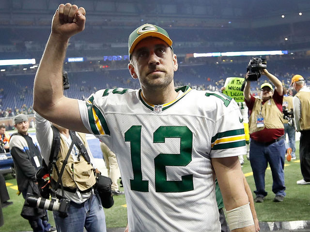 Rodgers hopes to play entire career with Packers