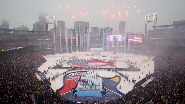 Outdoor NHL games continue to draw massive crowds