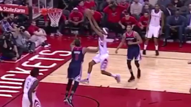Rockets' Brewer glides in for pair of smooth two-handed jams