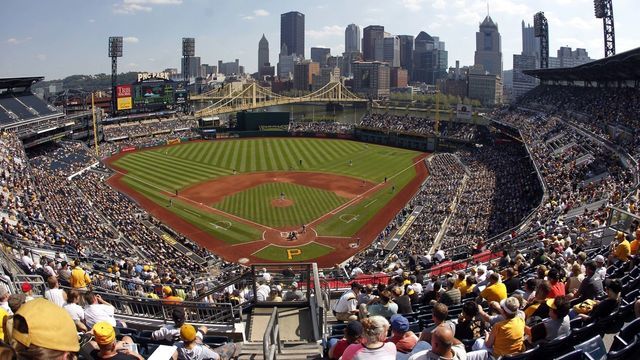 Blue Jays players not keen on Buffalo, team reportedly looking at PNC Park
