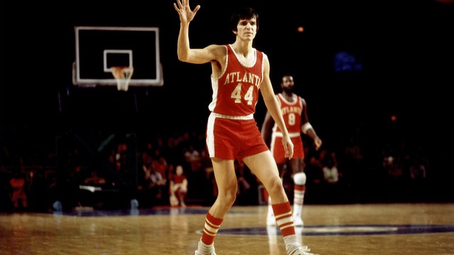 Report: Hawks to retire 'Pistol Pete' Maravich's No. 44 jersey