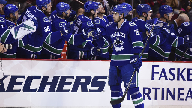Watch: Sutter uses speed to beat Smith on penalty shot