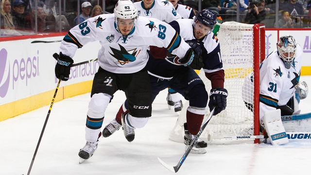 Avalanche claim Matt Nieto off waivers from Sharks