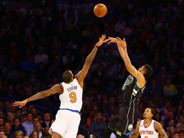 NBA rules Giannis committed 5-second violation on game-winner vs. Knicks