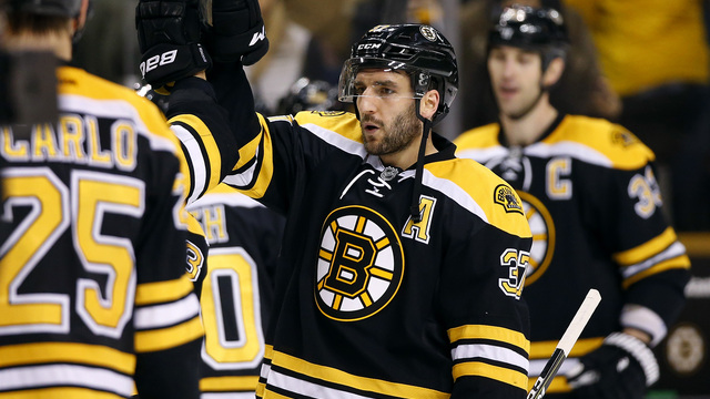 Bruins plane diverted because of Florida airport shooting