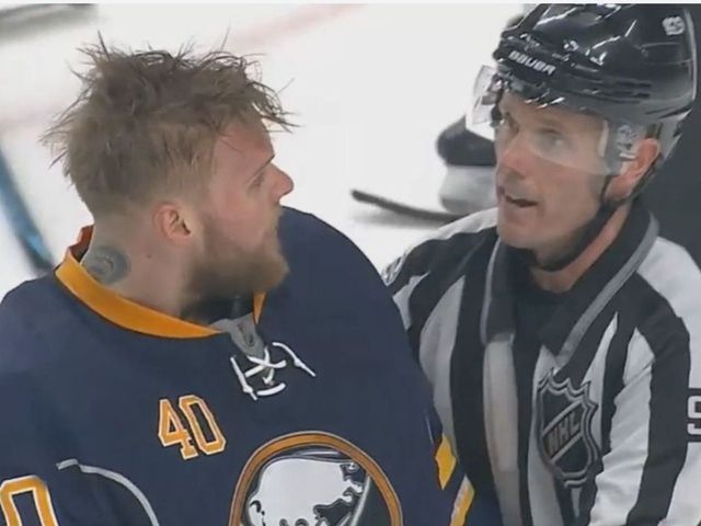 Watch: Byfuglien goes after Lehner as Jets, Sabres brawl again at final buzzer