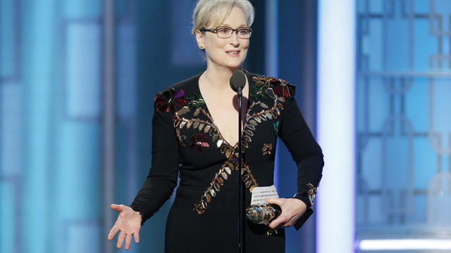 Look: Coker keeps word, saves seat for Meryl Streep at Bellator 170