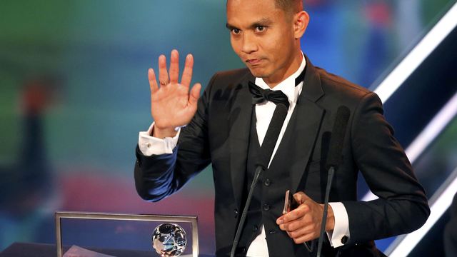 Watch: Subri wins Puskas Award for best goal of 2016