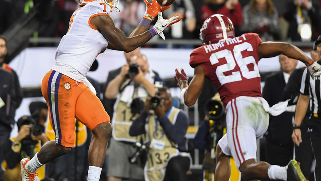 Clemson's Mike Williams, Artavis Scott declare for 2017 NFL Draft