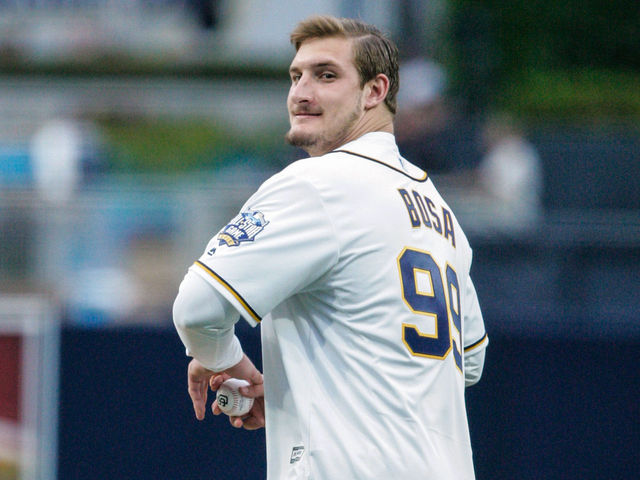 Padres 'deeply disappointed' Chargers leaving San Diego