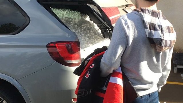 Hurricanes fill Ryan Murphy's car with styrofoam peanuts