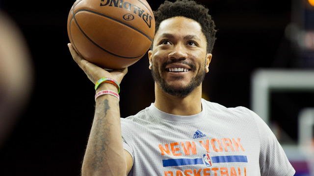 Watch: Derrick Rose hilariously zones out on defense