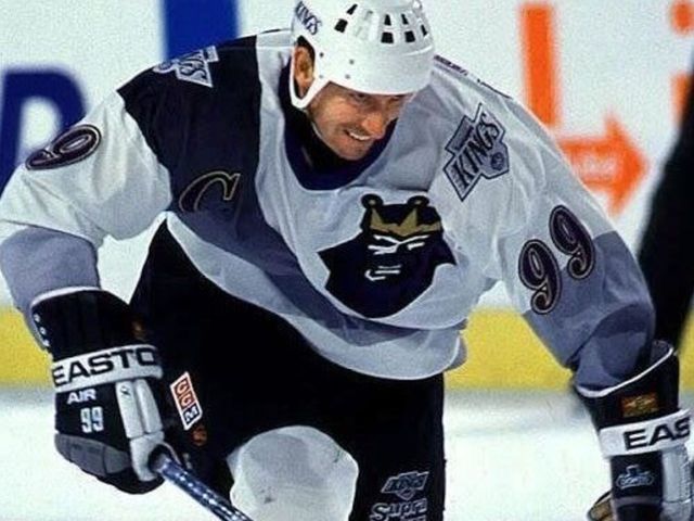 Kings to unveil retro throwback jersey